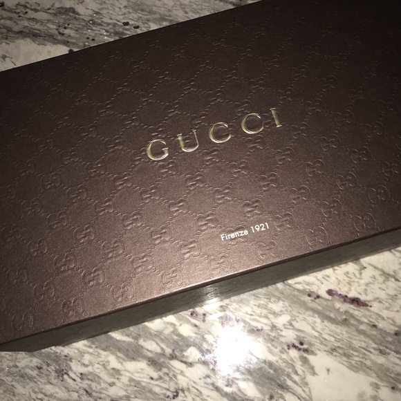 Gucci Shoes - Men Gucci shoes with belt